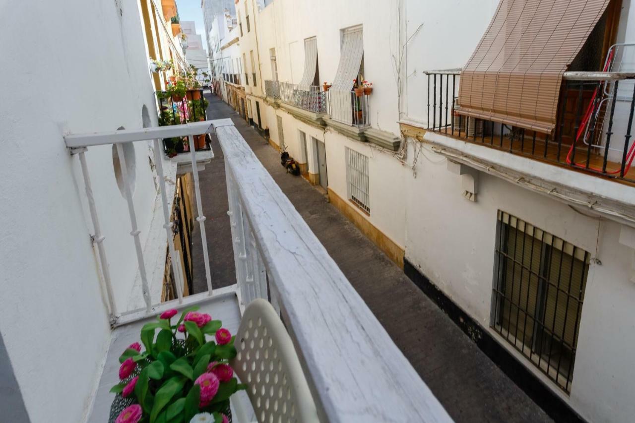La Perla De La Caleta Apartment *